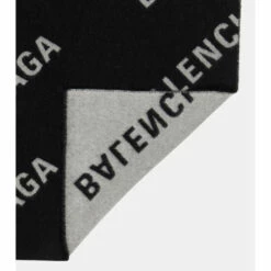 Balenciaga Logo Intarsia Wool Scarf 7 Balenciaga Logo Intarsia Wool Scarf -Balenciaga Sportswear unnamed file 1714