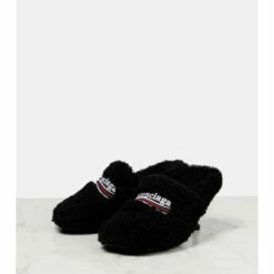 Balenciaga Furry Closed Teddy Pumps -Balenciaga Sportswear unnamed file 194
