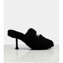 Balenciaga Furry Closed Teddy Pumps -Balenciaga Sportswear unnamed file 195