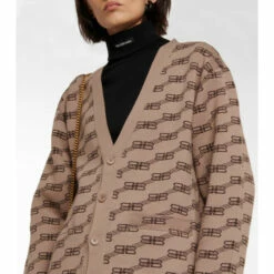 Balenciaga Logo Intarsia Cotton-blend Cardigan 6 Balenciaga Logo Intarsia Cotton-blend Cardigan -Balenciaga Sportswear unnamed file 1962