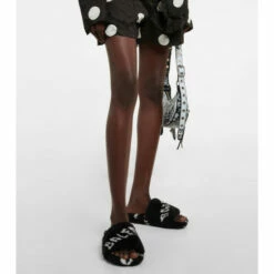 Balenciaga Logo Faux Fur Sandals -Balenciaga Sportswear unnamed file 2128