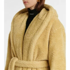 Balenciaga Bathrobe Wool Coat -Balenciaga Sportswear unnamed file 3489