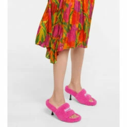 Balenciaga Furry 80 Faux Shearling Sandals 7 Balenciaga Furry 80 Faux Shearling Sandals -Balenciaga Sportswear unnamed file 3494