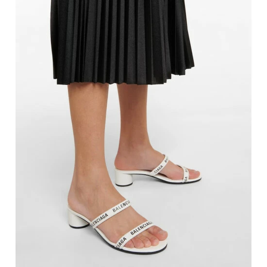 Balenciaga Round Leather Sandals 3 Balenciaga Round Leather Sandals - Image 3