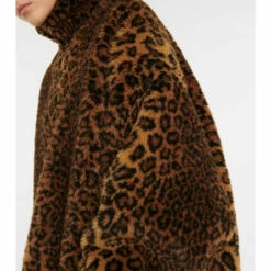 Balenciaga Leopard-print Faux Fur Jacket 6 Balenciaga Leopard-print Faux Fur Jacket -Balenciaga Sportswear unnamed file 3804