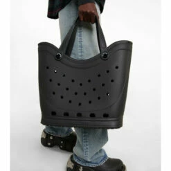 Balenciaga X Crocs™ Large Tote Bag 9 Balenciaga X Crocs™ Large Tote Bag -Balenciaga Sportswear unnamed file 4130