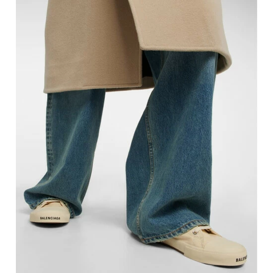 Balenciaga Paris Low-top Leather Sneakers 3 Balenciaga Paris Low-top Leather Sneakers - Image 3